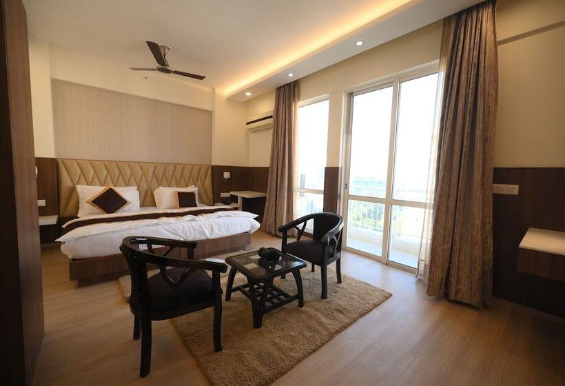 هتل Fairvacanze Inns & Suites Lucknow