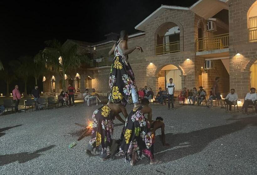 Отель Gir Night Resort By Royal Collection