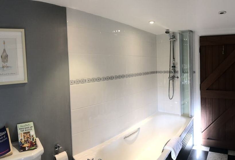 בית מלון כפרי Gratton Grange Farm Bed & Breakfast