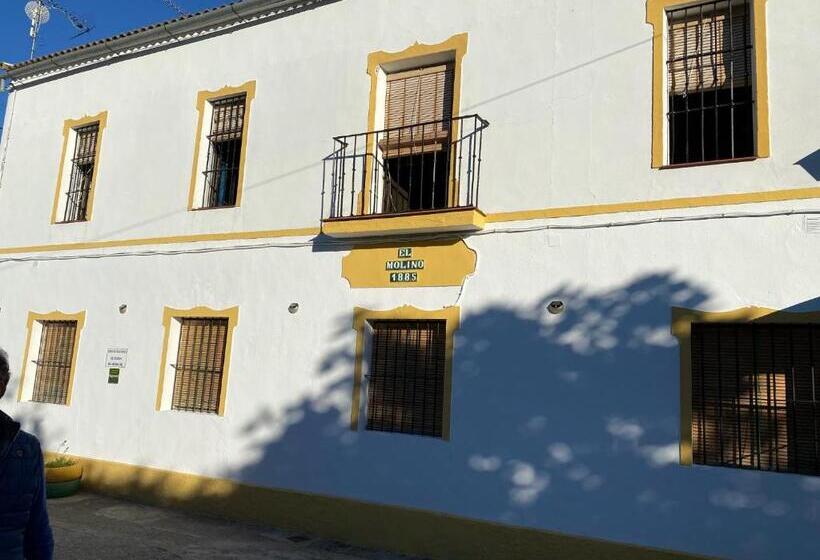 هتل La Buhardilla De Torrecillas