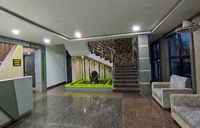 هتل Nirmalya Inn