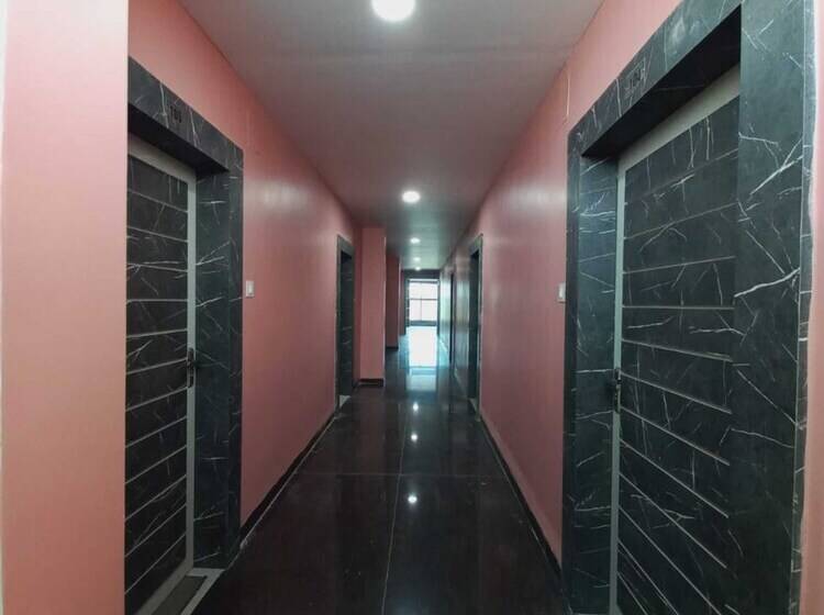 هتل Nirmalya Inn