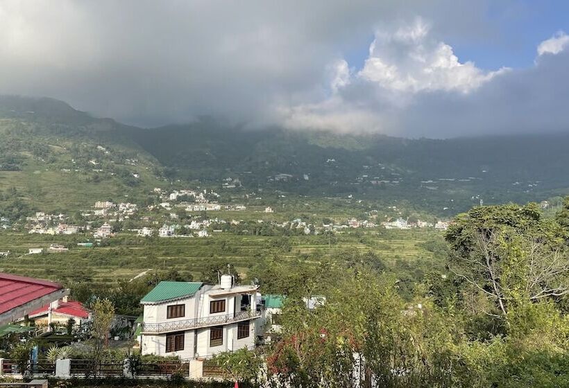 فندق Sangita Resorts Naukuchiatal
