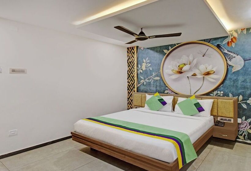 هتل Treebo Usha Vasivi Alipiri Road, 2 Km From Tirupati Central Bus Station