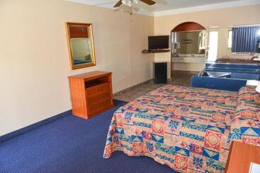 مُتل Garden Suites