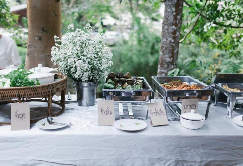 پانسیون Ban Kaew Mo Ra Glamping & Restaurant