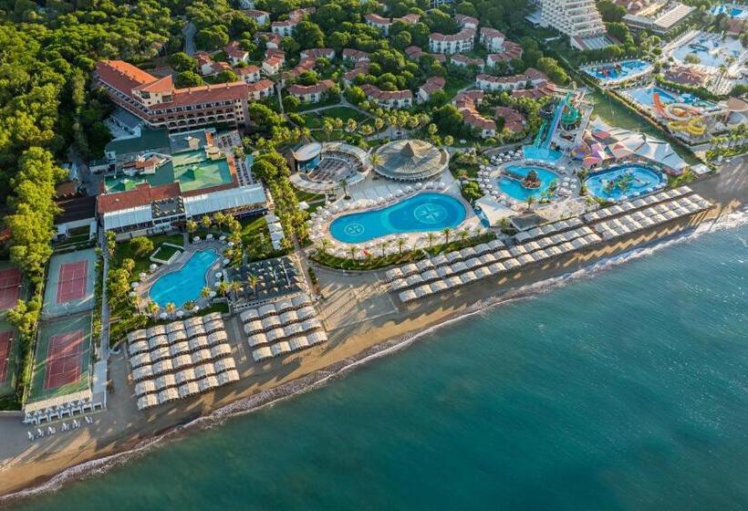 استراحتگاه Papillon Belvil Holiday Village