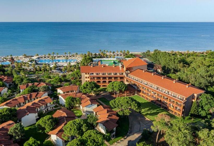استراحتگاه Papillon Belvil Holiday Village