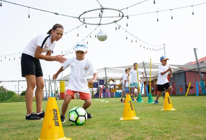 استراحتگاه Papillon Belvil Holiday Village