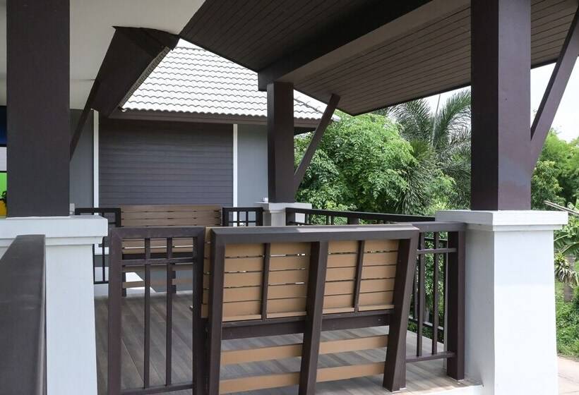 هتل Baan Kiengtawan