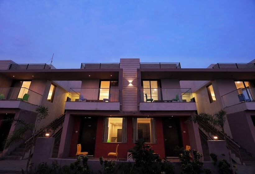 호텔 Leena Resort