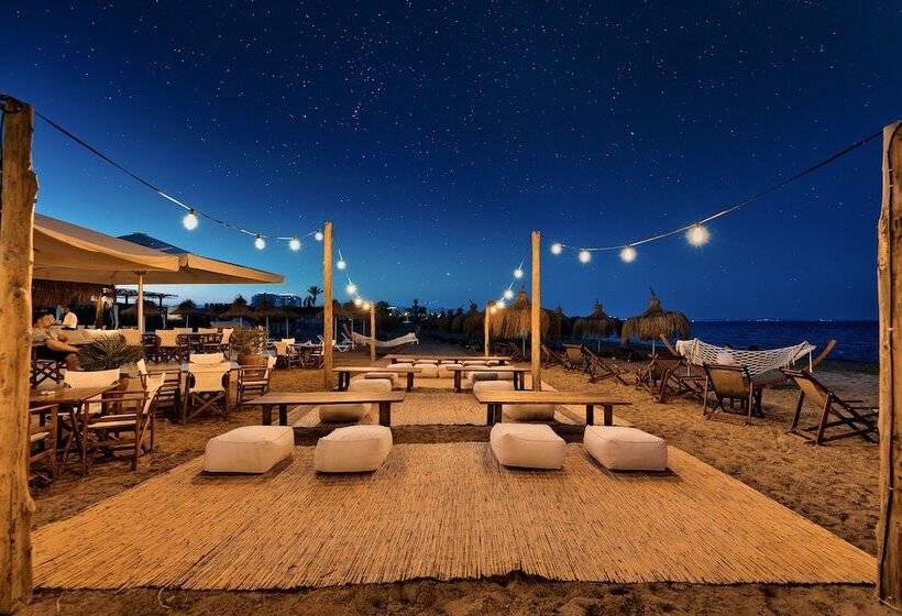 هتل Long Beach Villas