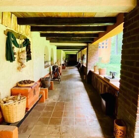 ホテル Rancho Cumbre Monarca