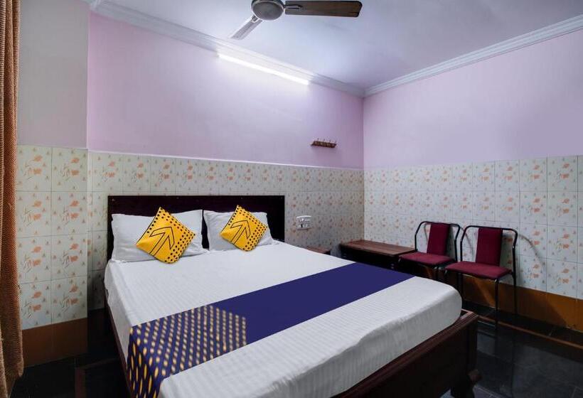 호텔 O Sir Vr Sairam Lodge