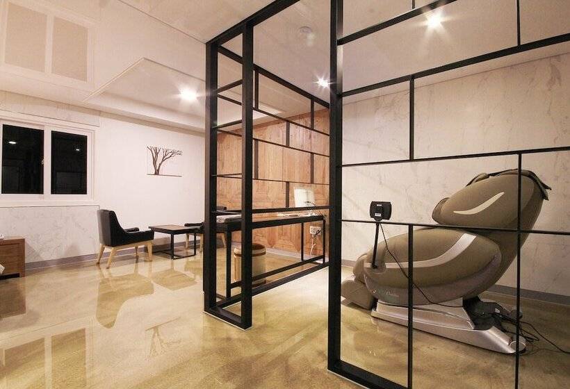 مُتل Daegu Pyeongri Dong Hotel Cian
