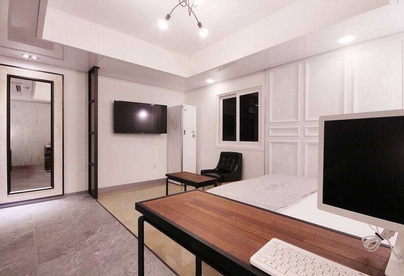 مُتل Daegu Pyeongri Dong Hotel Cian