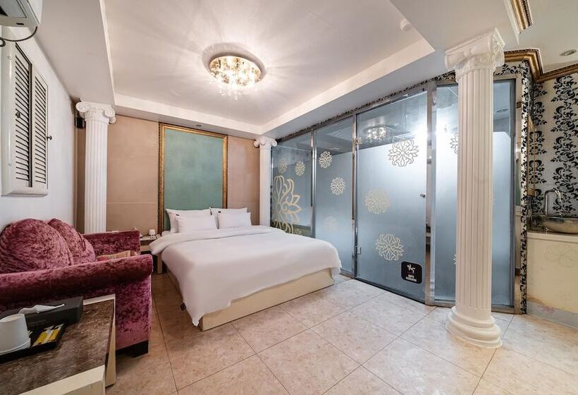 فندق على الطريق Geumjeong Hotel Chocolate