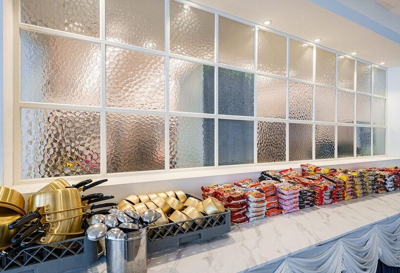 מוטל Gwangju Shinandong Ekklim