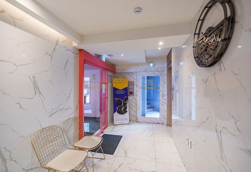 מוטל Indeokwon Ian