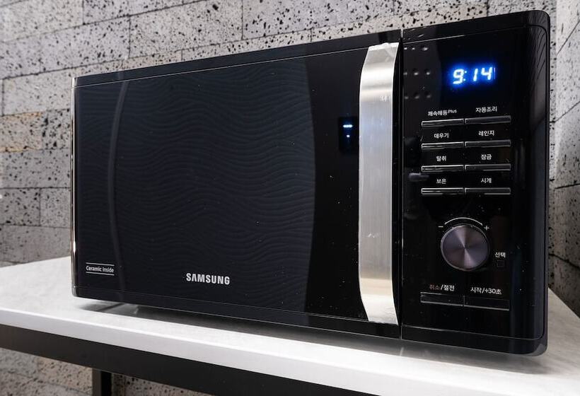 מוטל Indeokwon Ian