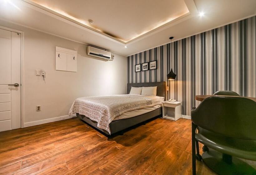 מוטל Pohang Daedodong White