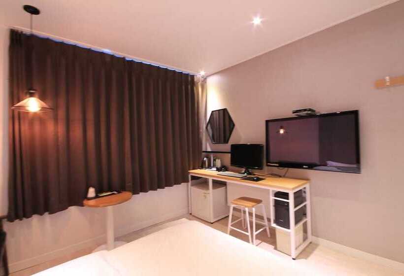 汽车旅馆  Pohang Yeongildae Bb