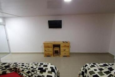 پانسیون Room In Guest Room Piscalonga Hotel Restaurant Cozy Family Operated