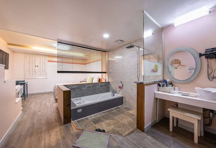 Wonju Hello Self Check In Motel