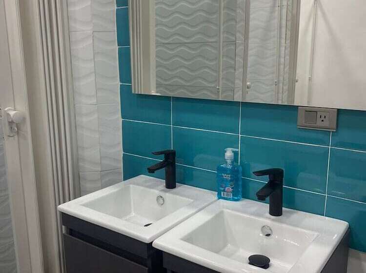 هاستل Hostal Caps San Diego