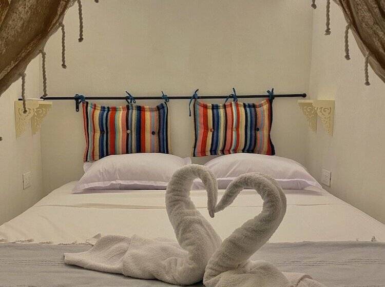تختخواب و صبحانه Djerba Authentique