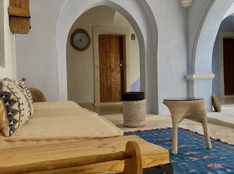 تختخواب و صبحانه Djerba Authentique