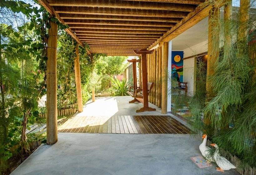 مسافرخانه Villa Paihia