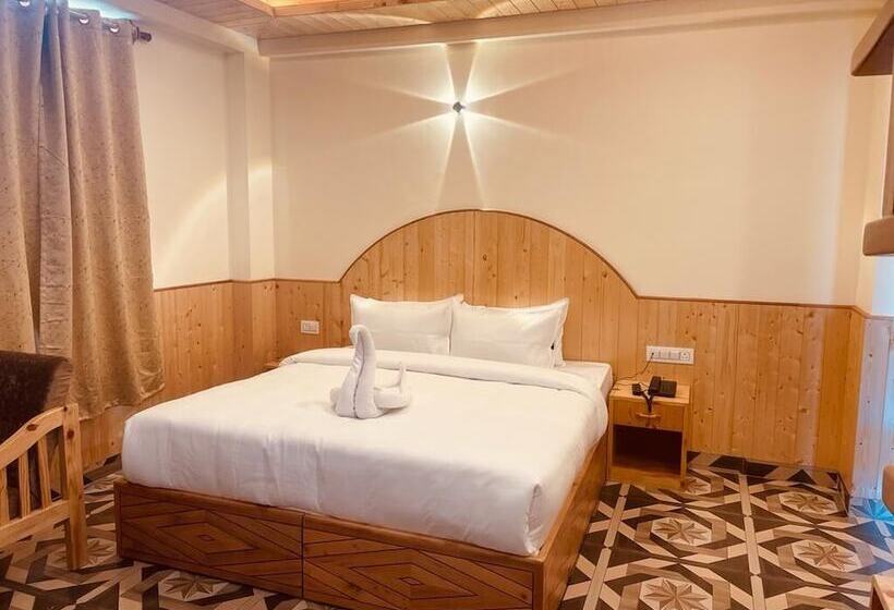 هتل Bsr Resort By Apple Orchards