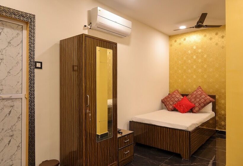 ホテル Golden Suites Vashi Navi Mumbai