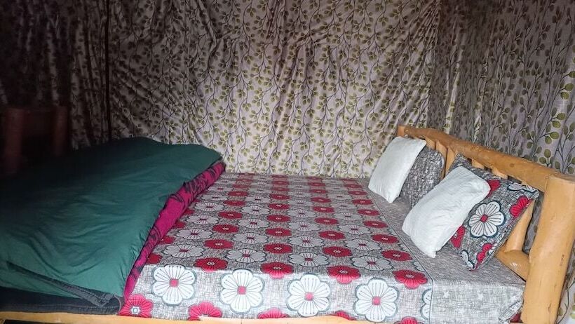호텔 Gorooomgo Himalayan Hills Homestay