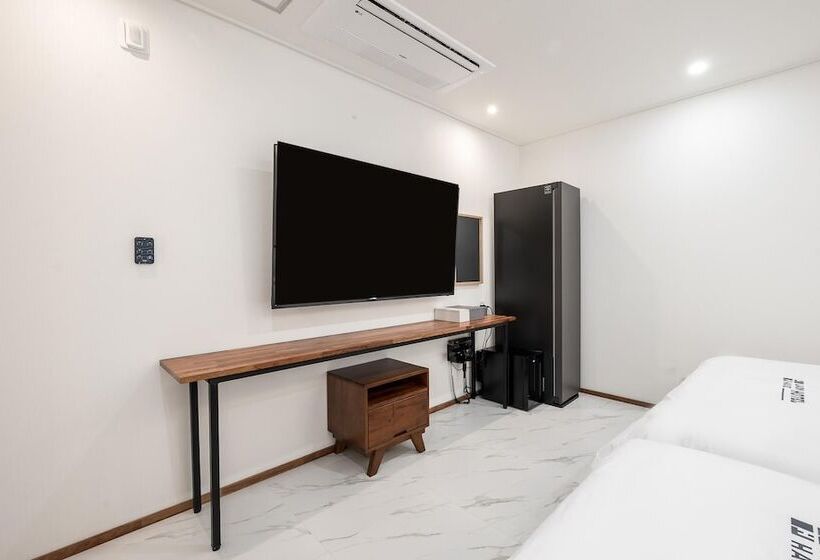 Отель Gunsan Raonhaje