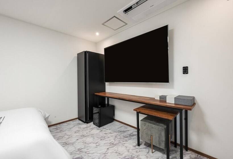 Отель Gunsan Raonhaje