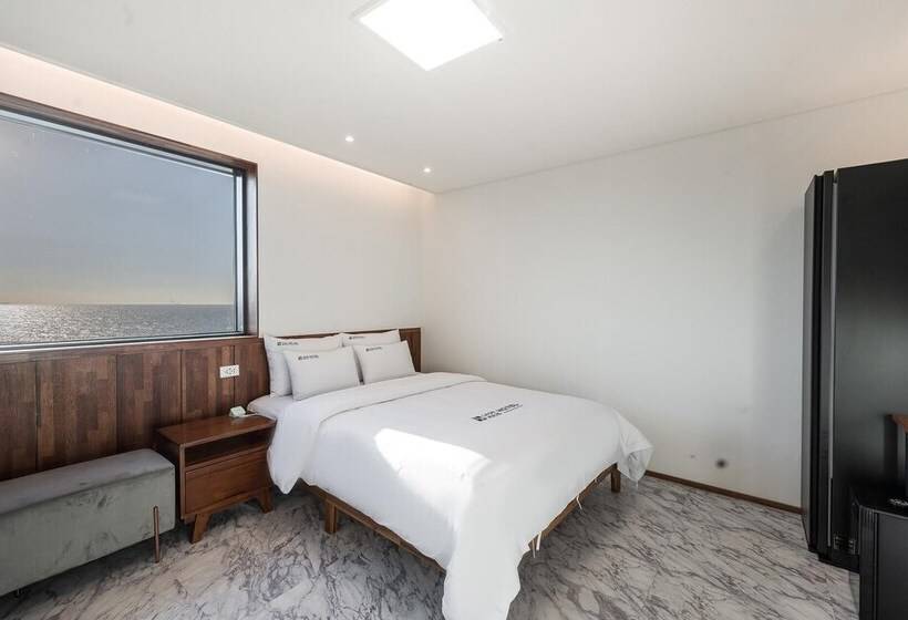 Отель Gunsan Raonhaje