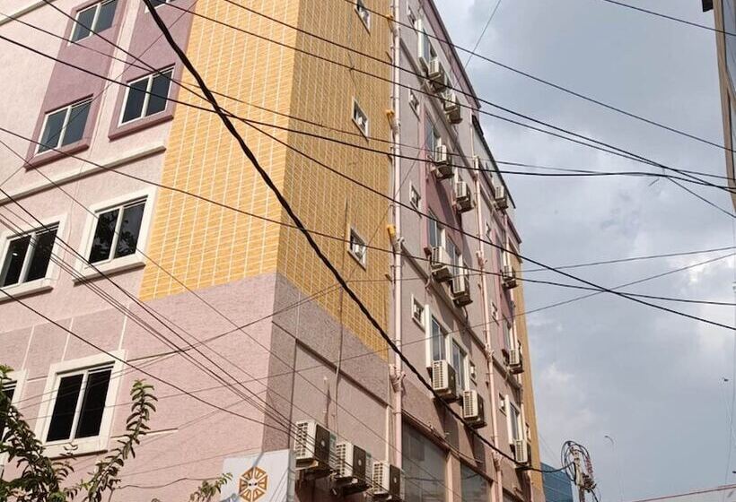 Szálloda Iroomz Way Inn