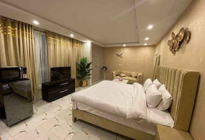 هتل Luxus Suites