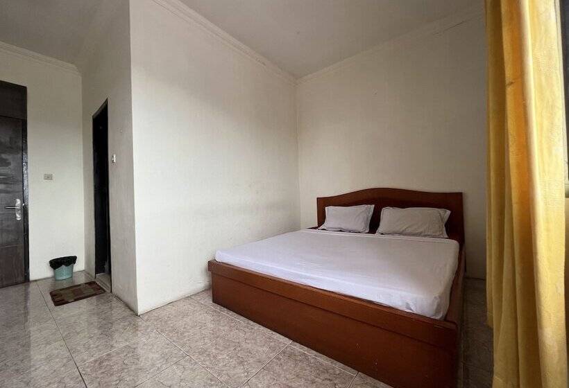 هتل Malebbi Homestay Makassar By Oyo