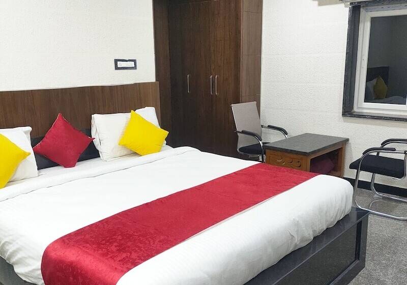 Hotel New Maruthi Inn