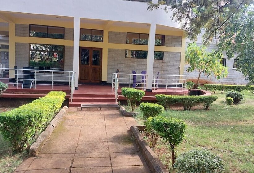 هتل Ngorongoro Corridor Lodge Karatu