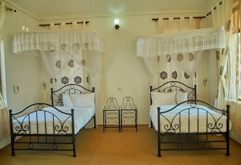 هتل Ngorongoro Corridor Lodge Karatu
