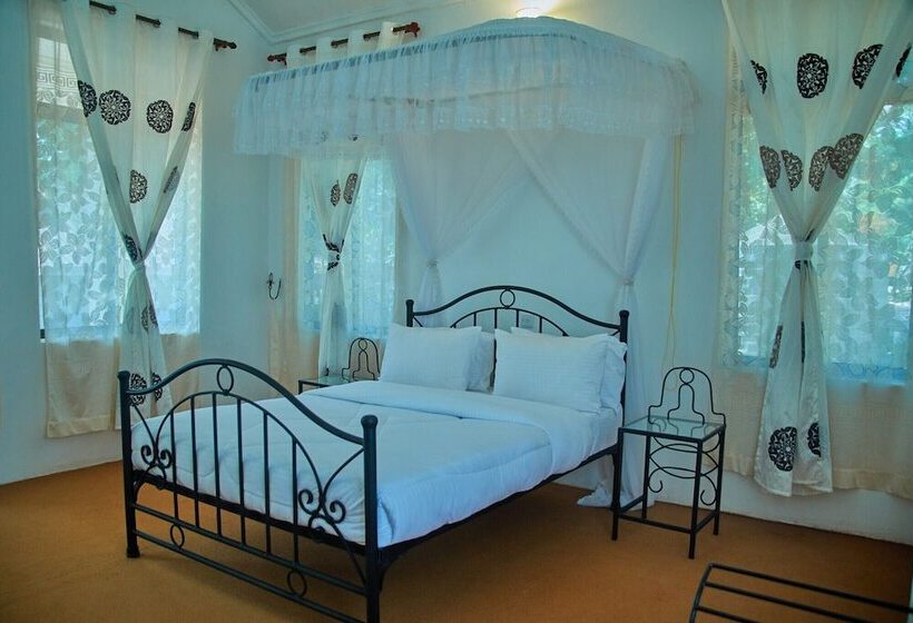 هتل Ngorongoro Corridor Lodge Karatu