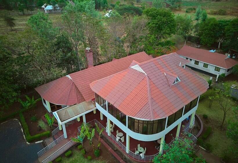 هتل Ngorongoro Corridor Lodge Karatu