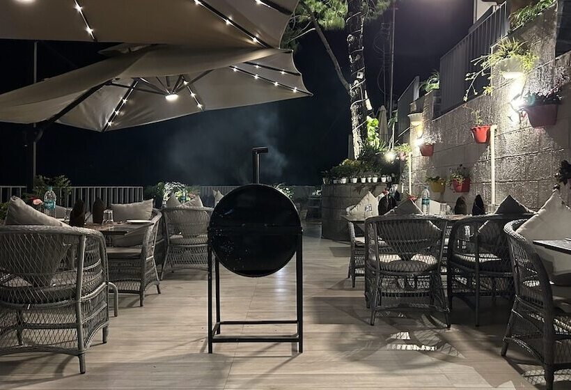 酒店 Oren Kasauli