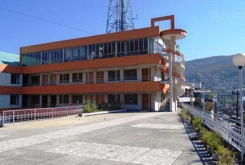 هتل Sarban