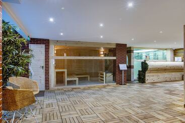 هتل Spa Alchemist Residence