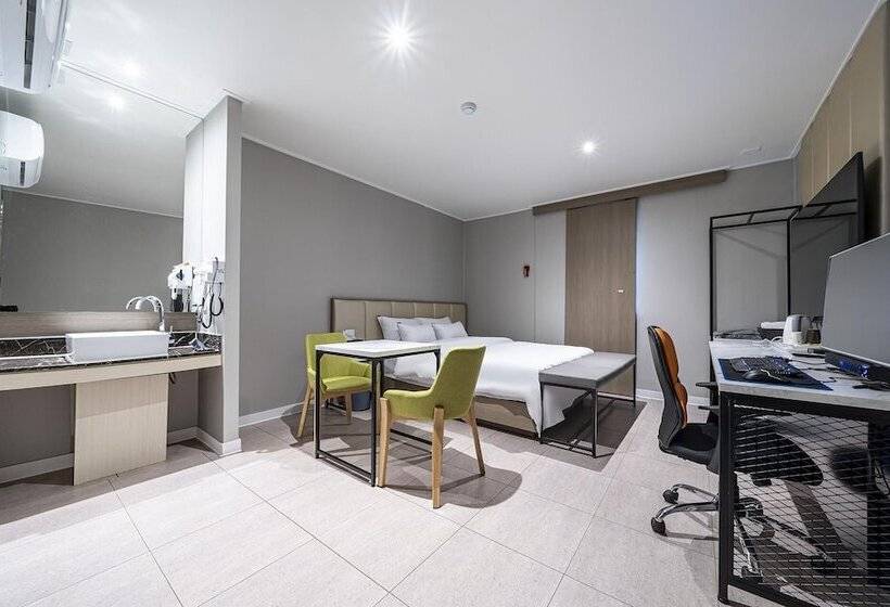 汽车旅馆  Wolgot Hotel Yeon